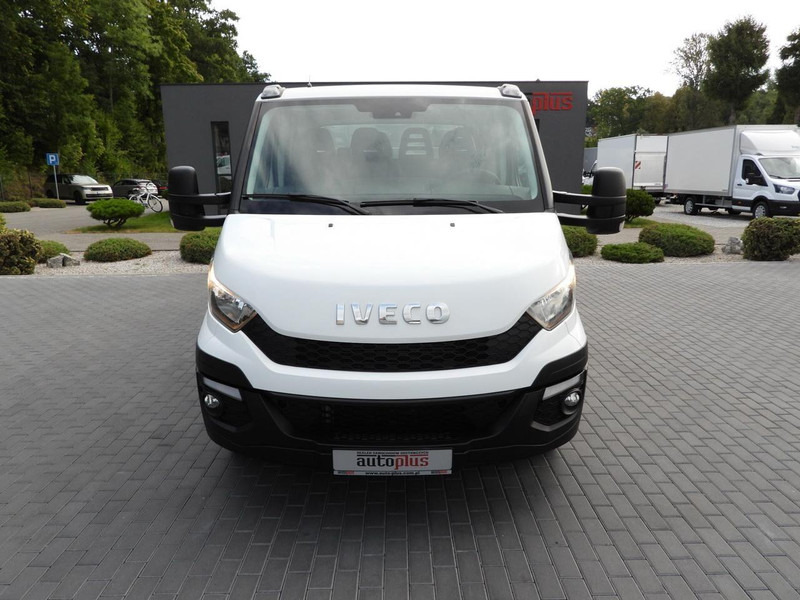 Iveco DAILY 35C17 SKRZYNIA PODWÓJNA KABINA DOKA 7 MIEJSC TEMPOMAT BLIŹ - Automašīna ar kravas platformu: foto 5 Iveco DAILY 35C17 SKRZYNIA PODWÓJNA KABINA DOKA 7 MIEJSC TEMPOMAT BLIŹ - Automašīna ar kravas platformu: foto 5