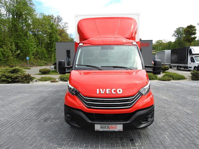 Iveco DAILY 35S18 NOWY KONTENER 10 PALET TEMPOMAT NAWIGACJA KLIMATYZAC - Furgons ar slēgtā virsbūve: foto 5 Iveco DAILY 35S18 NOWY KONTENER 10 PALET TEMPOMAT NAWIGACJA KLIMATYZAC - Furgons ar slēgtā virsbūve: foto 5