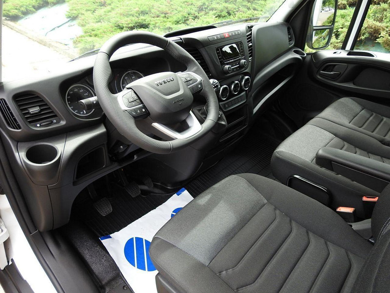 Iveco DAILY 35S18 NOWY PLANDEKA WEBASTO KLIMATYZACJA TEMPOMAT ASO 180 - Kravas automašīna ar slēgto virsbūvi: foto 2 Iveco DAILY 35S18 NOWY PLANDEKA WEBASTO KLIMATYZACJA TEMPOMAT ASO 180 - Kravas automašīna ar slēgto virsbūvi: foto 2