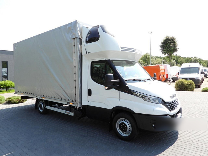 Iveco DAILY 35S18 PLANDEKA 10 PALET WEBASTO TEMPOMAT LEDY PNEUMATYKA K - Furgons ar tentu: foto 4 Iveco DAILY 35S18 PLANDEKA 10 PALET WEBASTO TEMPOMAT LEDY PNEUMATYKA K - Furgons ar tentu: foto 4
