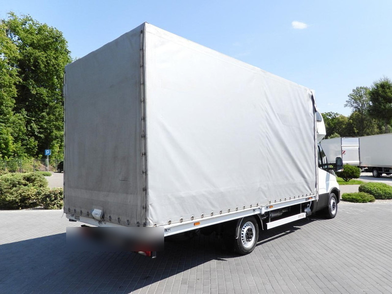 Iveco DAILY 35S18 PLANDEKA 10 PALET WEBASTO TEMPOMAT LEDY PNEUMATYKA K - Furgons ar tentu: foto 3 Iveco DAILY 35S18 PLANDEKA 10 PALET WEBASTO TEMPOMAT LEDY PNEUMATYKA K - Furgons ar tentu: foto 3