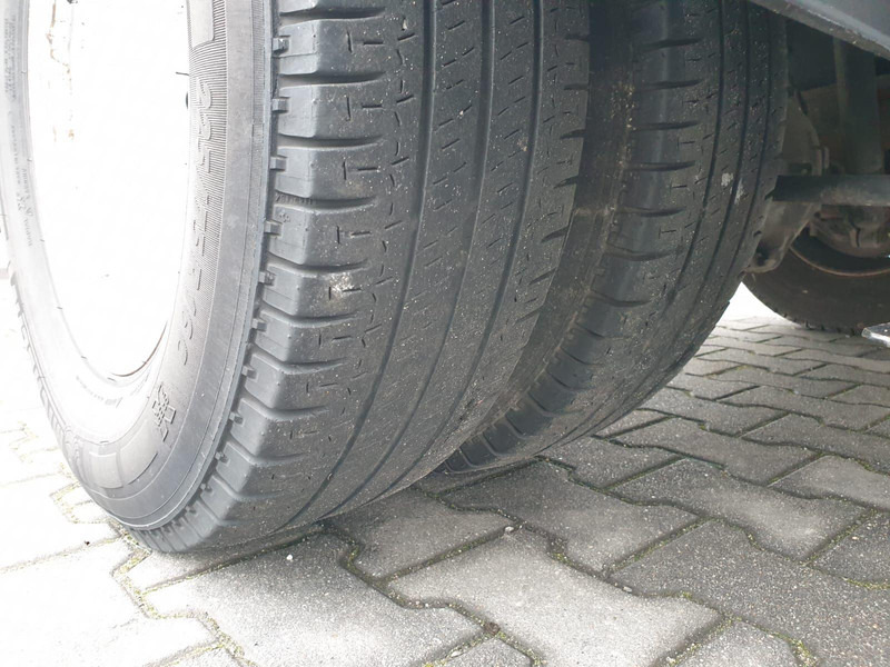 Komercauto refrižerators Iveco DAILY 60C15 60-150 TWO-CHAMBER REFRIGERATOR CONTAINER ISOTHERM F: foto 17