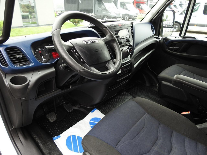 Iveco DAILY 70C18 PLANDEKA WINDA 12 PALET WEBASTO TEMPOMAT BLIŹNIACZE - Kravas automašīna ar slēgto virsbūvi: foto 2 Iveco DAILY 70C18 PLANDEKA WINDA 12 PALET WEBASTO TEMPOMAT BLIŹNIACZE - Kravas automašīna ar slēgto virsbūvi: foto 2