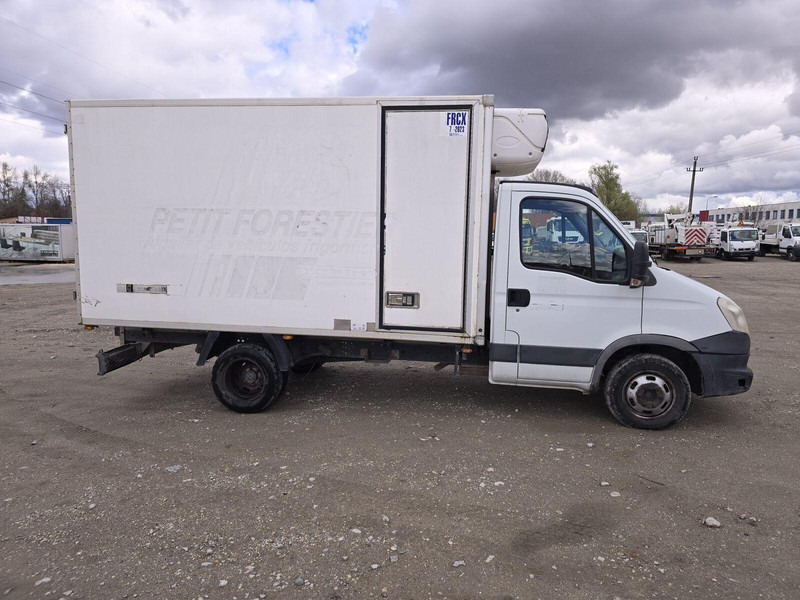 Iveco Daily 35 C 13 - Carrier Xarios 500 frigo - Komercauto refrižerators: foto 4 Iveco Daily 35 C 13 - Carrier Xarios 500 frigo - Komercauto refrižerators: foto 4