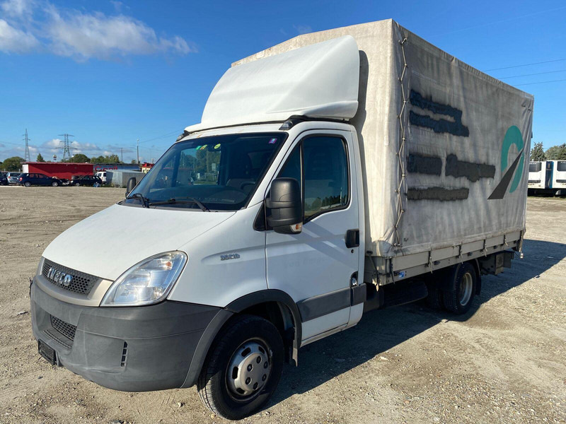 Iveco Daily 35 C 18 Pritsche + Plane + DHollandia LBW - 3,5t - Furgons ar tentu: foto 2 Iveco Daily 35 C 18 Pritsche + Plane + DHollandia LBW - 3,5t - Furgons ar tentu: foto 2