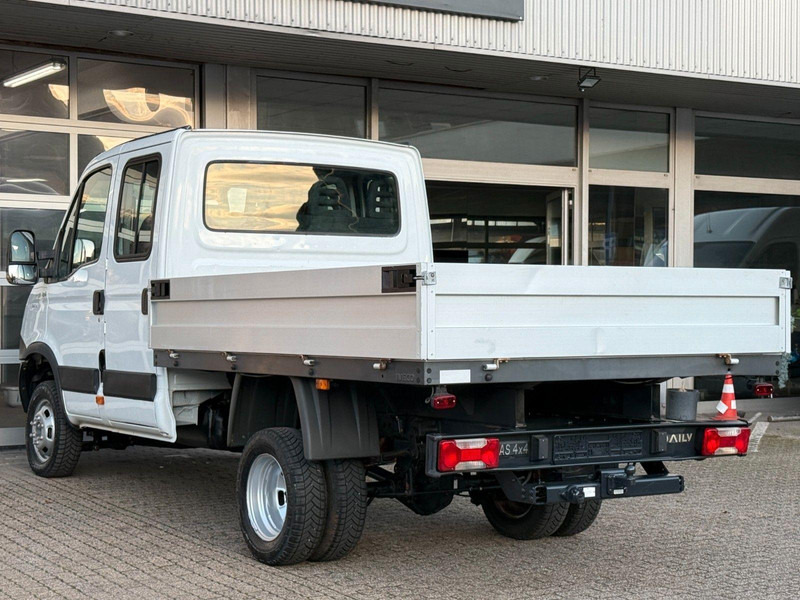 Iveco Daily 35C15 flatbed - Automašīna ar kravas platformu, Kravas-pasažieru furgons: foto 4 Iveco Daily 35C15 flatbed - Automašīna ar kravas platformu, Kravas-pasažieru furgons: foto 4