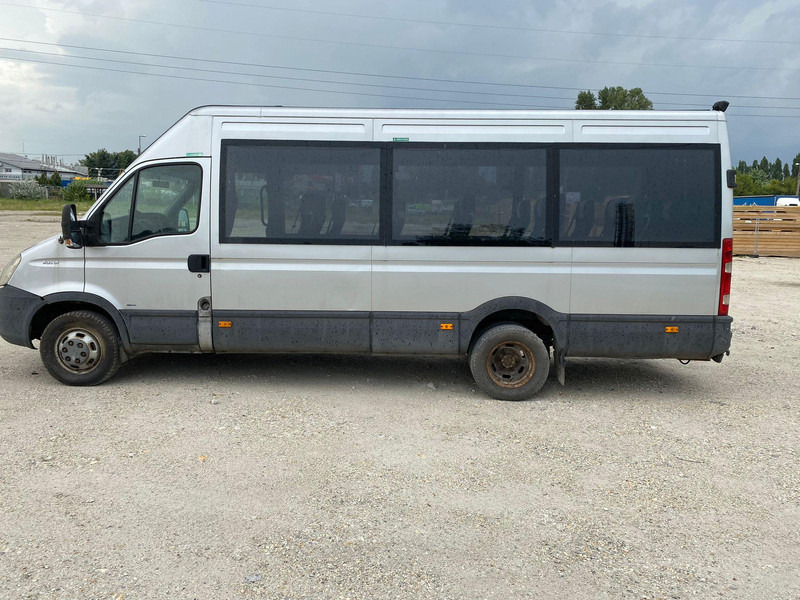 Iveco Daily 50 C 18 - 20 personal minibus - Mikroautobuss, Pasažieru furgons: foto 3 Iveco Daily 50 C 18 - 20 personal minibus - Mikroautobuss, Pasažieru furgons: foto 3