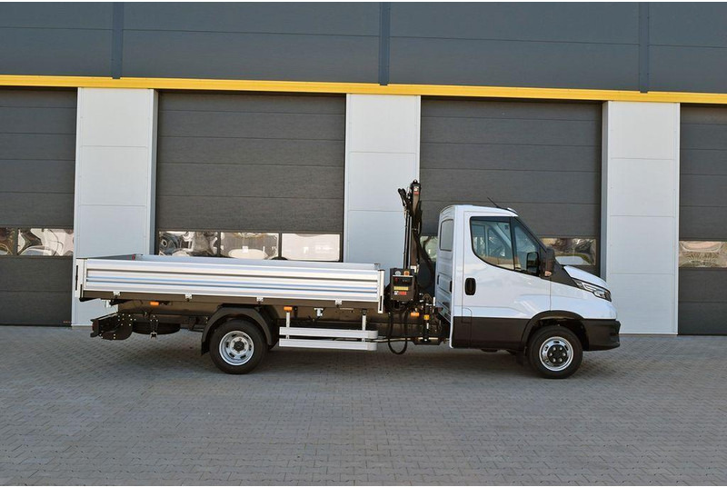 Iveco Daily 50C21H 3 way tipper + crane Hiab T-CLX 029 - Kravas automašīna pašizgāzējs, Kravas auto ar manipulatoru: foto 4 Iveco Daily 50C21H 3 way tipper + crane Hiab T-CLX 029 - Kravas automašīna pašizgāzējs, Kravas auto ar manipulatoru: foto 4