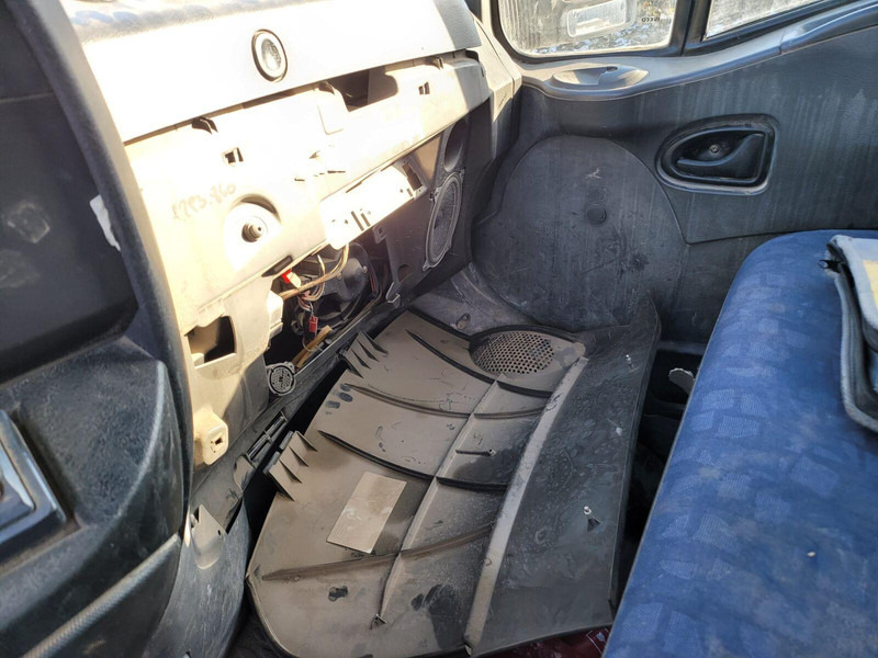 Kravas automašīna pašizgāzējs Iveco Daily 65 C 17 3 sided tipper 6,5t: foto 14 Kravas automašīna pašizgāzējs Iveco Daily 65 C 17 3 sided tipper 6,5t: foto 14