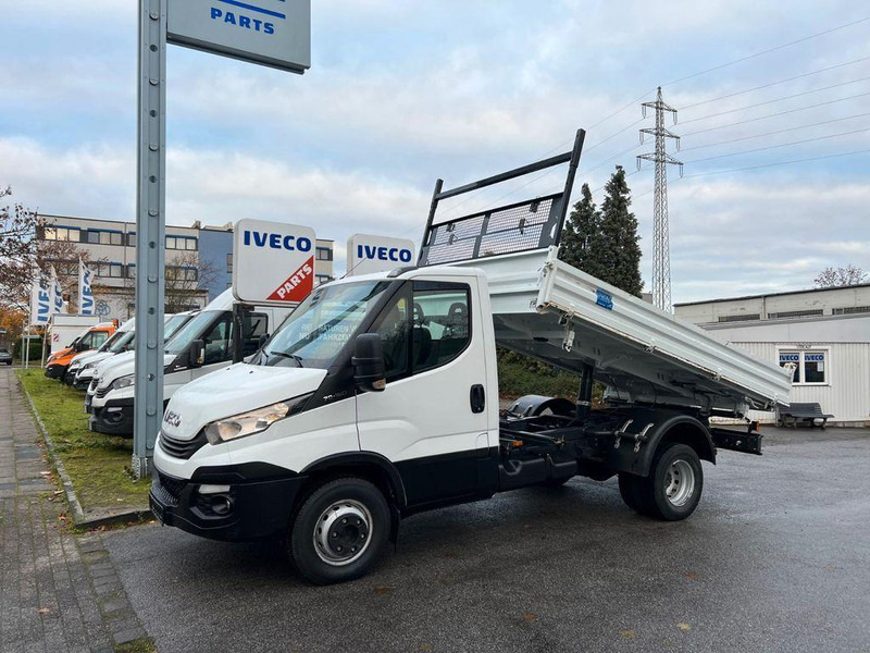 Iveco Daily 70 C 18 - Kravas automašīna pašizgāzējs: foto 1 Iveco Daily 70 C 18 - Kravas automašīna pašizgāzējs: foto 1