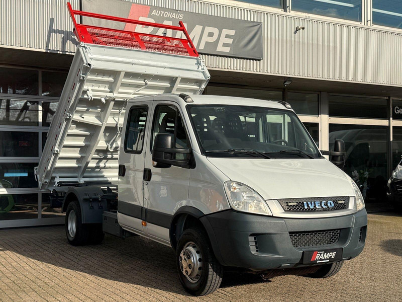 Iveco Daily 70C17 Doka Three sided M Tipper + Crane - Kravas automašīna pašizgāzējs, Kravas auto ar manipulatoru: foto 4 Iveco Daily 70C17 Doka Three sided M Tipper + Crane - Kravas automašīna pašizgāzējs, Kravas auto ar manipulatoru: foto 4