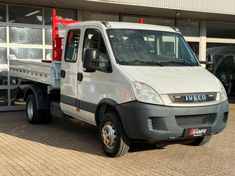 Iveco Daily 70C17 Doka Three sided M Tipper + Crane - Kravas automašīna pašizgāzējs, Kravas auto ar manipulatoru: foto 1 Iveco Daily 70C17 Doka Three sided M Tipper + Crane - Kravas automašīna pašizgāzējs, Kravas auto ar manipulatoru: foto 1