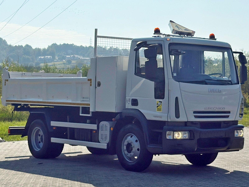 Iveco EUROCARGO 140E22* KIPPER 5,00 m* TOPZUSTAND - Kravas automašīna pašizgāzējs: foto 4 Iveco EUROCARGO 140E22* KIPPER 5,00 m* TOPZUSTAND - Kravas automašīna pašizgāzējs: foto 4