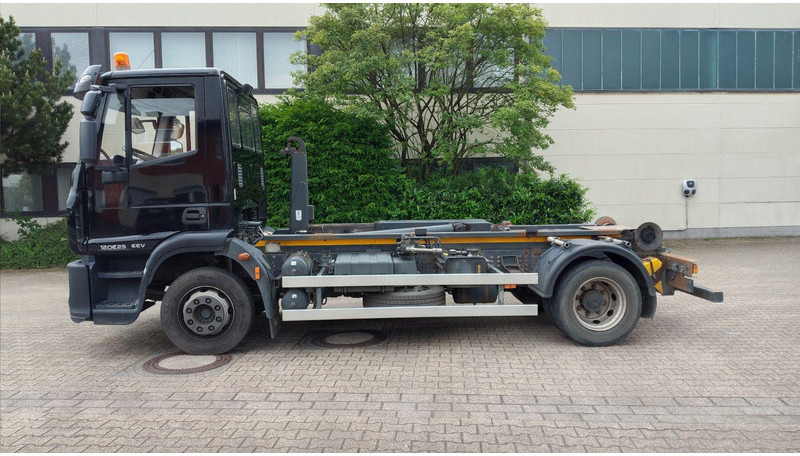 Iveco Eurocargo 120E25 līzingu Iveco Eurocargo 120E25: foto 11