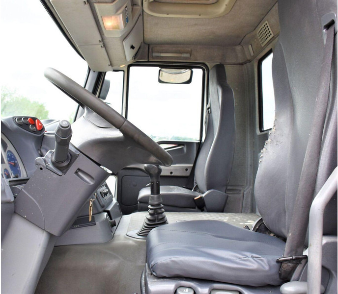 Iveco Eurocargo 180E28 līzingu Iveco Eurocargo 180E28: foto 9