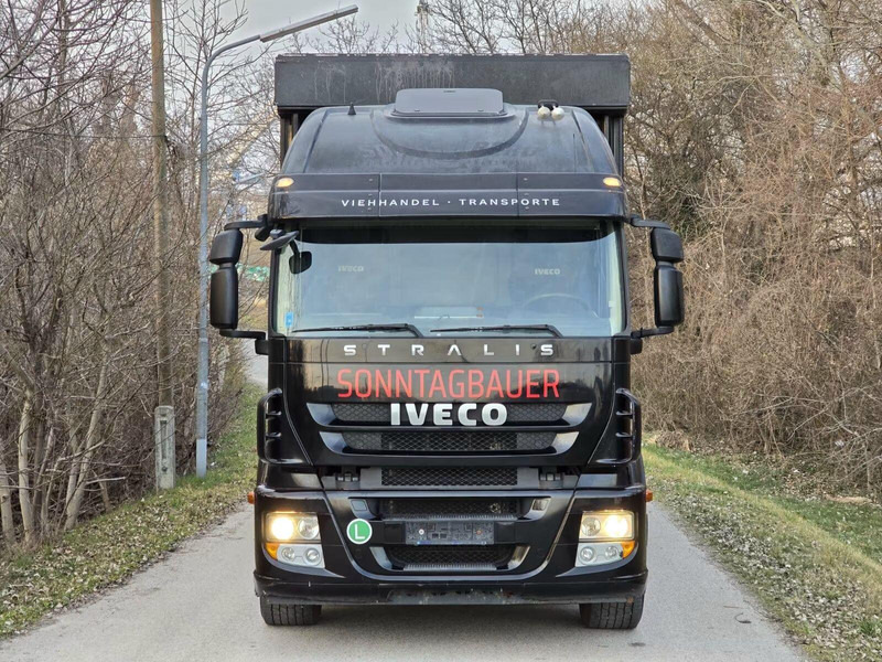 Iveco Stralis 260S45 - Animal transporter - Kravas automašīna dzīvnieku pārvadāšanai: foto 4 Iveco Stralis 260S45 - Animal transporter - Kravas automašīna dzīvnieku pārvadāšanai: foto 4
