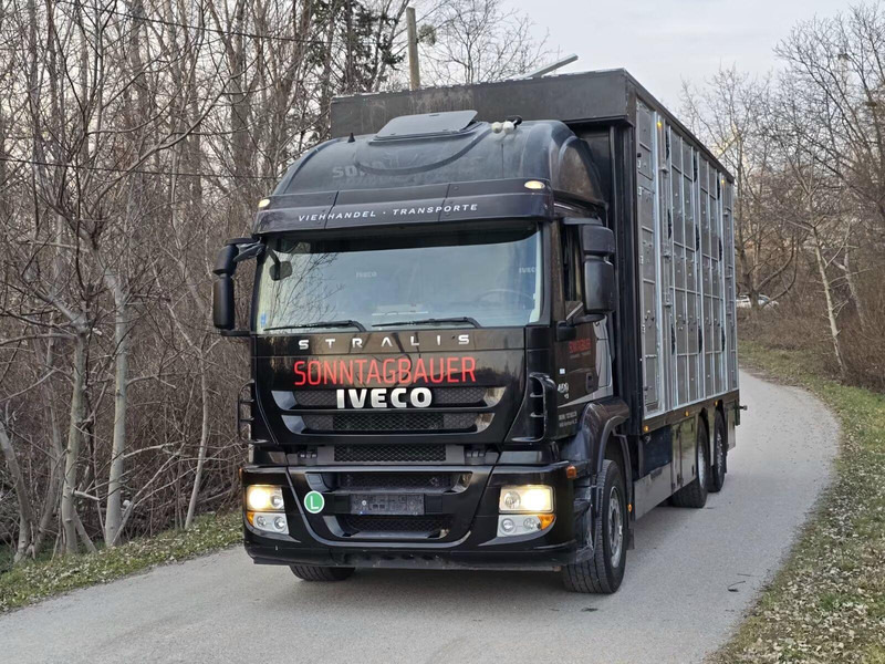 Iveco Stralis 260S45 - Animal transporter - Kravas automašīna dzīvnieku pārvadāšanai: foto 2 Iveco Stralis 260S45 - Animal transporter - Kravas automašīna dzīvnieku pārvadāšanai: foto 2