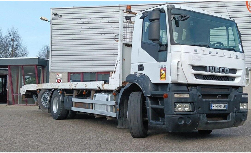 Iveco TGA 33.480 - Machine transporter - Autovedējs: foto 3 Iveco TGA 33.480 - Machine transporter - Autovedējs: foto 3