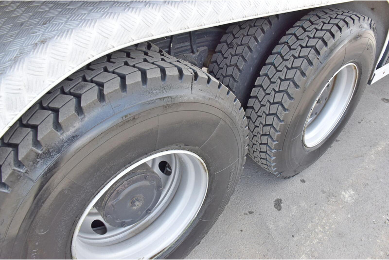 Iveco TRAKKER 360 * KIPPER 5,60 m * PK 15500 + FUNK * 6x4 līzingu Iveco TRAKKER 360 * KIPPER 5,60 m * PK 15500 + FUNK * 6x4: foto 14 Iveco TRAKKER 360 * KIPPER 5,60 m * PK 15500 + FUNK * 6x4 līzingu Iveco TRAKKER 360 * KIPPER 5,60 m * PK 15500 + FUNK * 6x4: foto 14