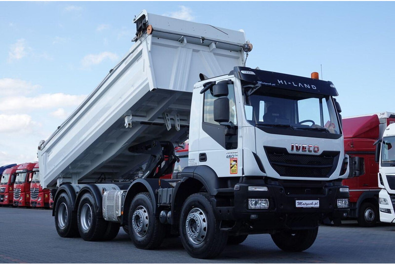 Iveco TRAKKER / 8x4 / WYWROTKA / HYDROBURTA / BORDMATIC / EURO 6 / ME - Kravas automašīna pašizgāzējs: foto 5 Iveco TRAKKER / 8x4 / WYWROTKA / HYDROBURTA / BORDMATIC / EURO 6 / ME - Kravas automašīna pašizgāzējs: foto 5