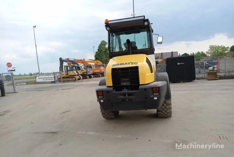 Komatsu WA 90-6 wheel loader - Riteņu iekrāvējs: foto 1 Komatsu WA 90-6 wheel loader - Riteņu iekrāvējs: foto 1