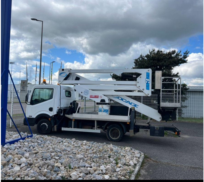 Nissan Cabstar Lifting basket 24 m - Komercauto: foto 1 Nissan Cabstar Lifting basket 24 m - Komercauto: foto 1