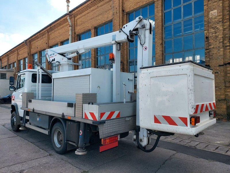 Mercedes-Benz Vario 814D - Lifting basket truck - Kravas automašīna, Kravas auto ar manipulatoru: foto 4 Mercedes-Benz Vario 814D - Lifting basket truck - Kravas automašīna, Kravas auto ar manipulatoru: foto 4