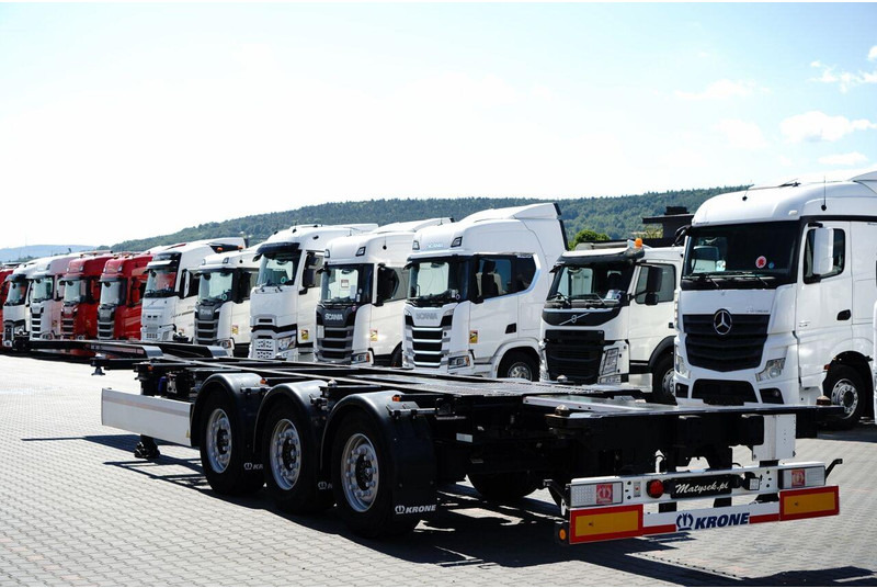 Krone NACZEPA PODKONTENEROWA / MAŁO UŻYWANA / UNIWERSALNA / 2023 ROK - Puspiekabe noņemamā virsbūve/ Konteineru vedējs: foto 5 Krone NACZEPA PODKONTENEROWA / MAŁO UŻYWANA / UNIWERSALNA / 2023 ROK - Puspiekabe noņemamā virsbūve/ Konteineru vedējs: foto 5