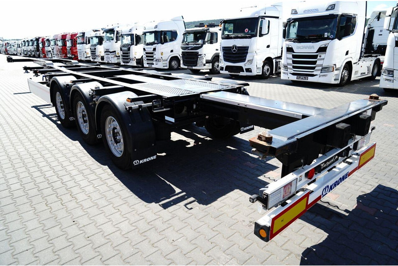 Krone NACZEPA PODKONTENEROWA / MAŁO UŻYWANA / UNIWERSALNA / 2023 ROK - Puspiekabe noņemamā virsbūve/ Konteineru vedējs: foto 4 Krone NACZEPA PODKONTENEROWA / MAŁO UŻYWANA / UNIWERSALNA / 2023 ROK - Puspiekabe noņemamā virsbūve/ Konteineru vedējs: foto 4