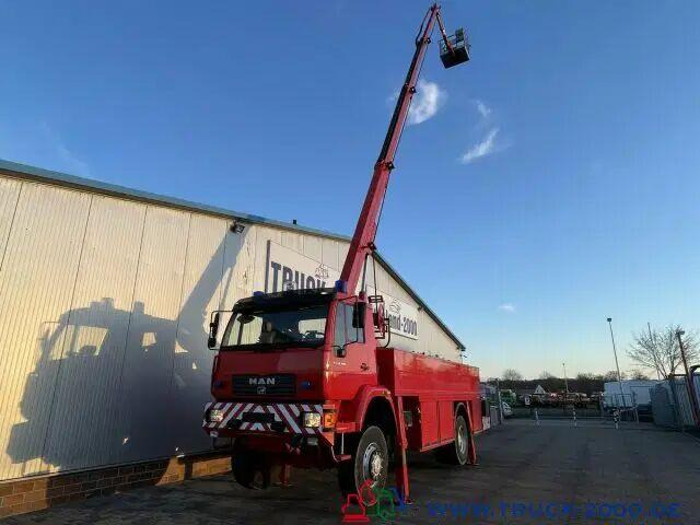 MAN 18.280 4x4 - Fire truck+lifting basket - Ugunsdzēsēju mašīna: foto 1 MAN 18.280 4x4 - Fire truck+lifting basket - Ugunsdzēsēju mašīna: foto 1