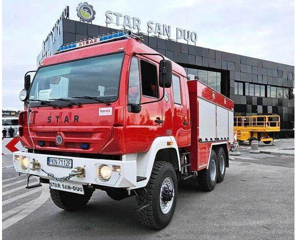 MAN 6x6 STAR Firetruck Feuerwehr - Ugunsdzēsēju mašīna: foto 1 MAN 6x6 STAR Firetruck Feuerwehr - Ugunsdzēsēju mašīna: foto 1