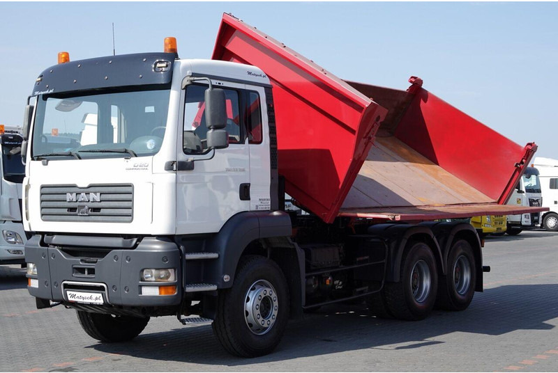 Kravas automašīna pašizgāzējs MAN TGA 33.390 / 6X4 / WYWROTKA 2 STRONNA / HYDROBURTA / MANUAL / SP: foto 6 Kravas automašīna pašizgāzējs MAN TGA 33.390 / 6X4 / WYWROTKA 2 STRONNA / HYDROBURTA / MANUAL / SP: foto 6