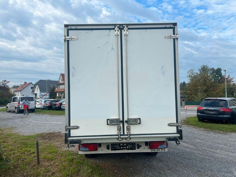 MAN TGE 3.180 4X4 - Komercauto refrižerators: foto 4 MAN TGE 3.180 4X4 - Komercauto refrižerators: foto 4