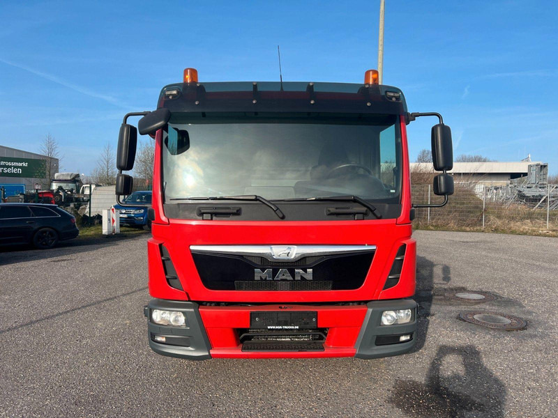 MAN TGL 10.180 Suction & pressure & rinsing truck - Asenizācijas mašīna: foto 2 MAN TGL 10.180 Suction & pressure & rinsing truck - Asenizācijas mašīna: foto 2