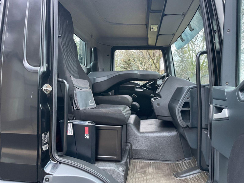 MAN TGM 15.250 Hoof lift + Crane - Pacēlājs ar āķi, Kravas auto ar manipulatoru: foto 5 MAN TGM 15.250 Hoof lift + Crane - Pacēlājs ar āķi, Kravas auto ar manipulatoru: foto 5