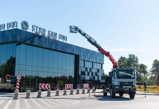 MAN TGM 18.320 4x4 PALFINGER PK 27002 Basket NEW ! - Bortu kravas automašīna/ Platforma, Kravas auto ar manipulatoru: foto 2 MAN TGM 18.320 4x4 PALFINGER PK 27002 Basket NEW ! - Bortu kravas automašīna/ Platforma, Kravas auto ar manipulatoru: foto 2