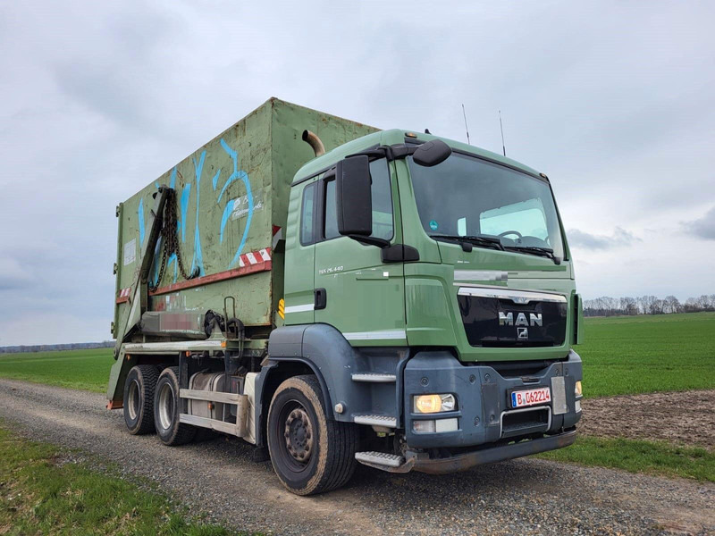 MAN TGS 26.440 6 X4 Gergen TAK 25 TD - Būvgružu konteineru vedējs: foto 1 MAN TGS 26.440 6 X4 Gergen TAK 25 TD - Būvgružu konteineru vedējs: foto 1