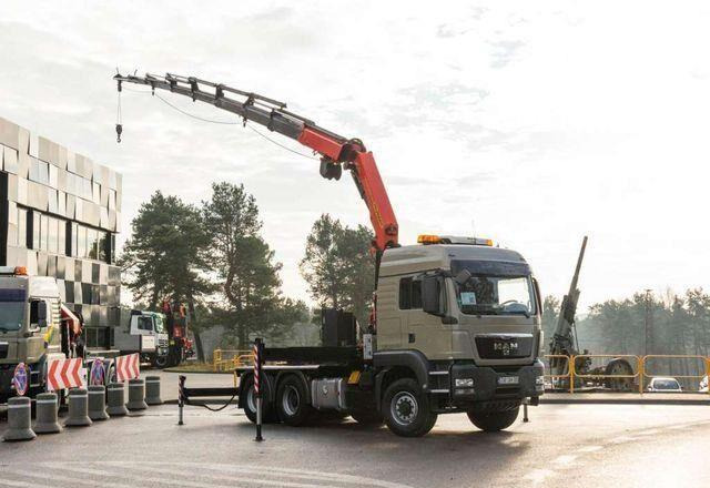 MAN TGS 26.480 6x6 PALFINGER PK 34002 SH Crane Winc - Bortu kravas automašīna/ Platforma, Kravas auto ar manipulatoru: foto 2 MAN TGS 26.480 6x6 PALFINGER PK 34002 SH Crane Winc - Bortu kravas automašīna/ Platforma, Kravas auto ar manipulatoru: foto 2