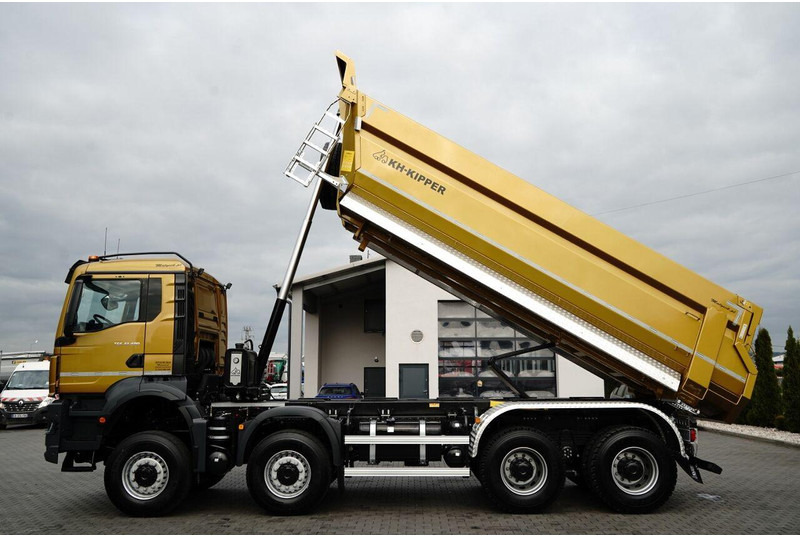 MAN TGS 41.480 / 8X8 / WYWROTKA / AUTOMAT / FABRYCZNIE NOWY / BOGATE - Kravas automašīna pašizgāzējs: foto 2 MAN TGS 41.480 / 8X8 / WYWROTKA / AUTOMAT / FABRYCZNIE NOWY / BOGATE - Kravas automašīna pašizgāzējs: foto 2