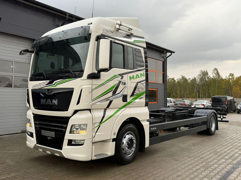 MAN TGX 18.470 // Przebieg 252 tyś. km !!! // Ciężarówka jak nowa // - Šasija kravas automašīna: foto 1 MAN TGX 18.470 // Przebieg 252 tyś. km !!! // Ciężarówka jak nowa // - Šasija kravas automašīna: foto 1