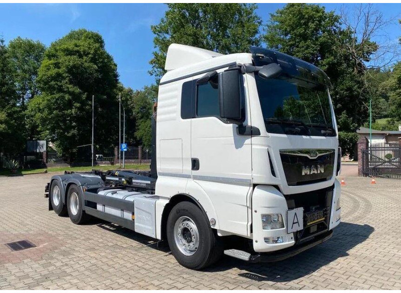 MAN TGX 26.440 - Pacēlājs ar āķi: foto 3 MAN TGX 26.440 - Pacēlājs ar āķi: foto 3