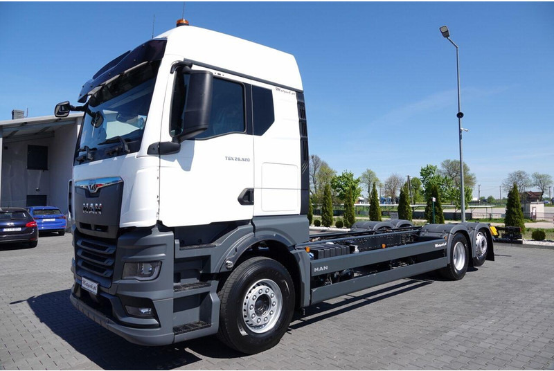 MAN TGX 26.520 / 6x2 / RAMA DŁ. 9,1M / OŚ PODNOSZONA / SKRĘTNA  / DO - Šasija kravas automašīna: foto 2 MAN TGX 26.520 / 6x2 / RAMA DŁ. 9,1M / OŚ PODNOSZONA / SKRĘTNA  / DO - Šasija kravas automašīna: foto 2