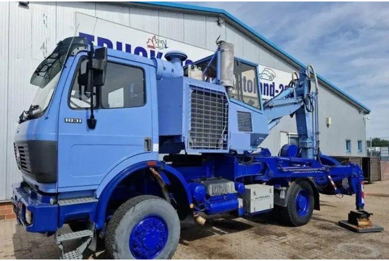 Mercedes-Benz 1831 4x4 Betonvágó - Asfalta ieklāšanas tehnika: foto 1 Mercedes-Benz 1831 4x4 Betonvágó - Asfalta ieklāšanas tehnika: foto 1