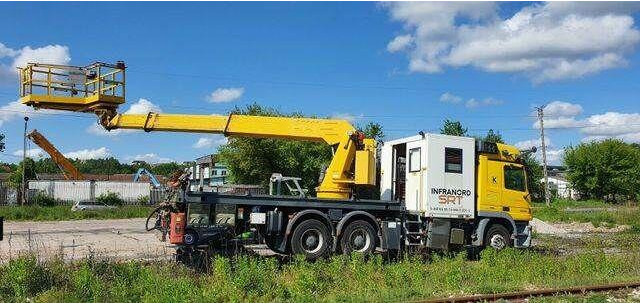 Mercedes-Benz 3344 SRT SCHÖRLING Road Rail Railway Zweiweg - Autopacēlājs: foto 1 Mercedes-Benz 3344 SRT SCHÖRLING Road Rail Railway Zweiweg - Autopacēlājs: foto 1