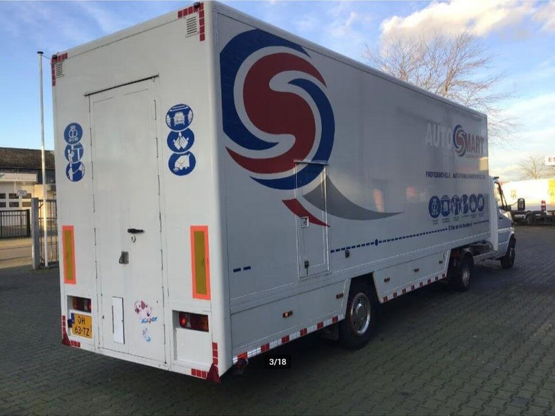 Mercedes-Benz 413 CDI BE Mini Trekker + Workshop Trailer - BE vilcējs: foto 4 Mercedes-Benz 413 CDI BE Mini Trekker + Workshop Trailer - BE vilcējs: foto 4