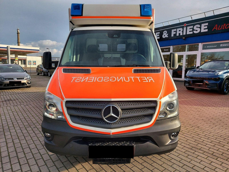 Mercedes-Benz 519 CDI Ambulance - Ātrās palīdzības mašīna: foto 2 Mercedes-Benz 519 CDI Ambulance - Ātrās palīdzības mašīna: foto 2