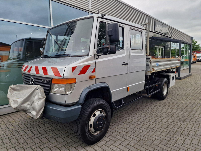 Mercedes-Benz 815 4x4 Doka 3-Way Tipper - Kravas automašīna pašizgāzējs: foto 1 Mercedes-Benz 815 4x4 Doka 3-Way Tipper - Kravas automašīna pašizgāzējs: foto 1