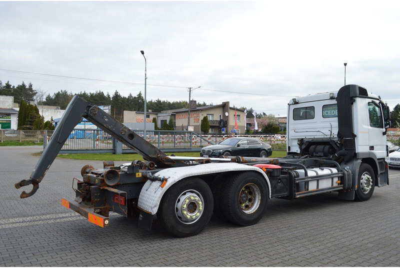 Mercedes-Benz ACTROS 2541 EURO 5 HOOK ABROLLKIPPER - Pacēlājs ar āķi: foto 4 Mercedes-Benz ACTROS 2541 EURO 5 HOOK ABROLLKIPPER - Pacēlājs ar āķi: foto 4