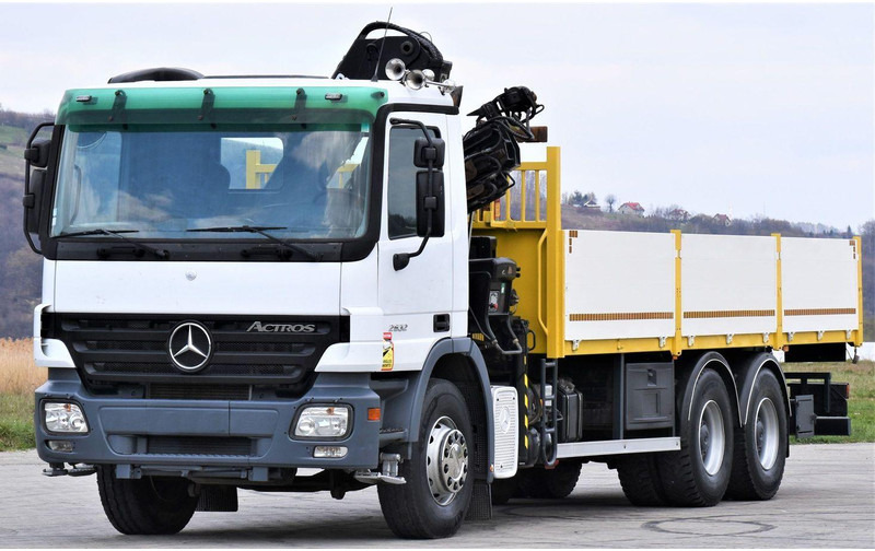Mercedes-Benz ACTROS 2632 - Bortu kravas automašīna/ Platforma, Kravas auto ar manipulatoru: foto 4 Mercedes-Benz ACTROS 2632 - Bortu kravas automašīna/ Platforma, Kravas auto ar manipulatoru: foto 4