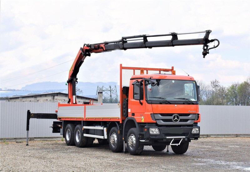 Mercedes-Benz ACTROS 3241 - Bortu kravas automašīna/ Platforma, Kravas auto ar manipulatoru: foto 1 Mercedes-Benz ACTROS 3241 - Bortu kravas automašīna/ Platforma, Kravas auto ar manipulatoru: foto 1